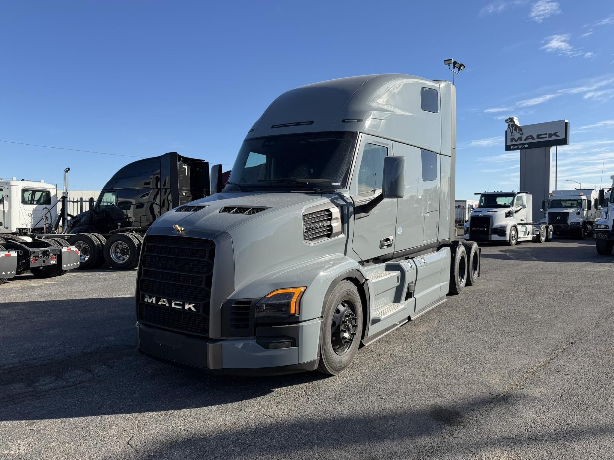 2026 MACK PIONEER 64T in Fort Worth, TX
