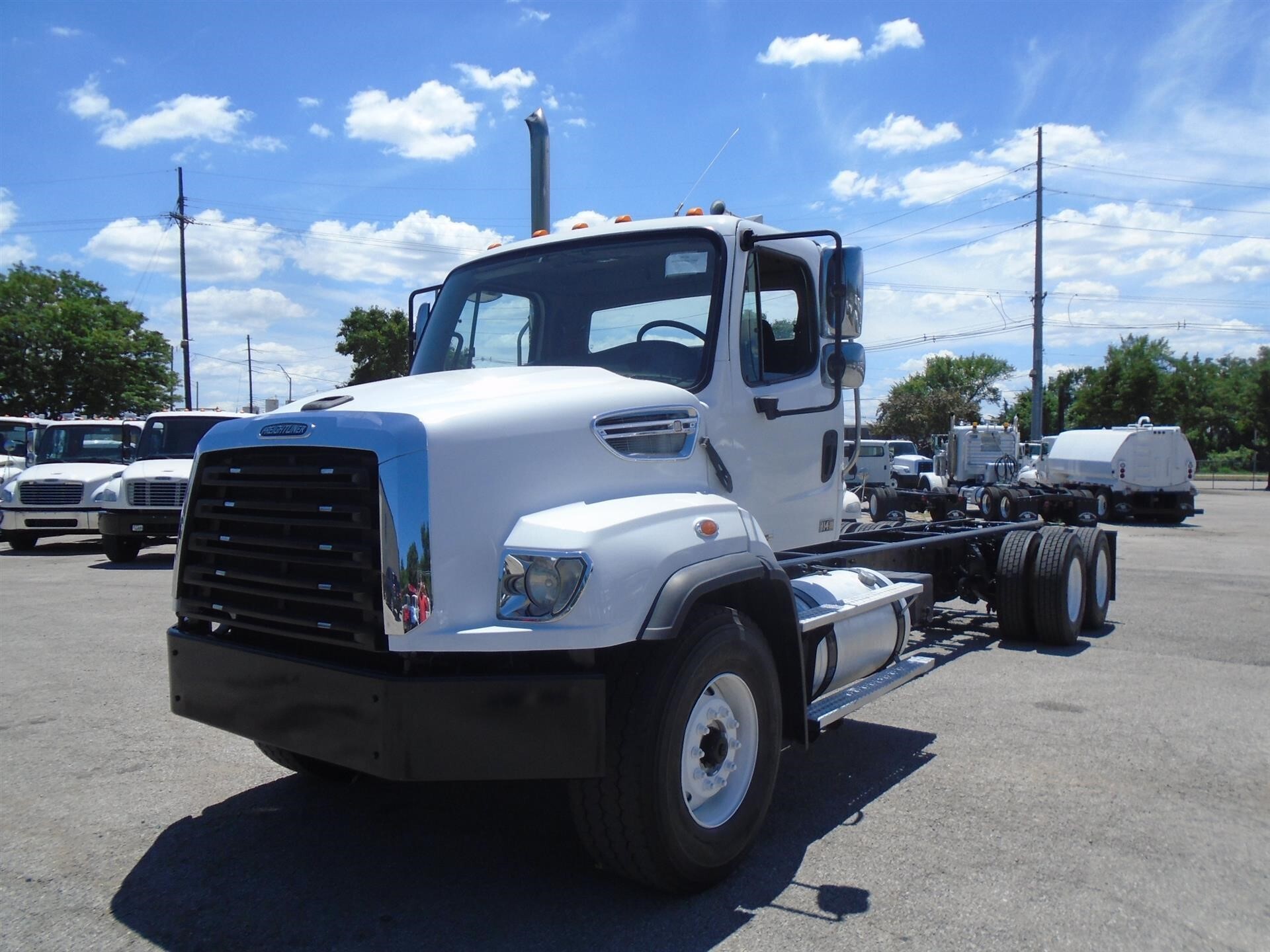 2013 FREIGHTLINER 114SD in Kansas City, KS