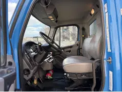 2015 FREIGHTLINER BUSINESS CLASS M2 106
