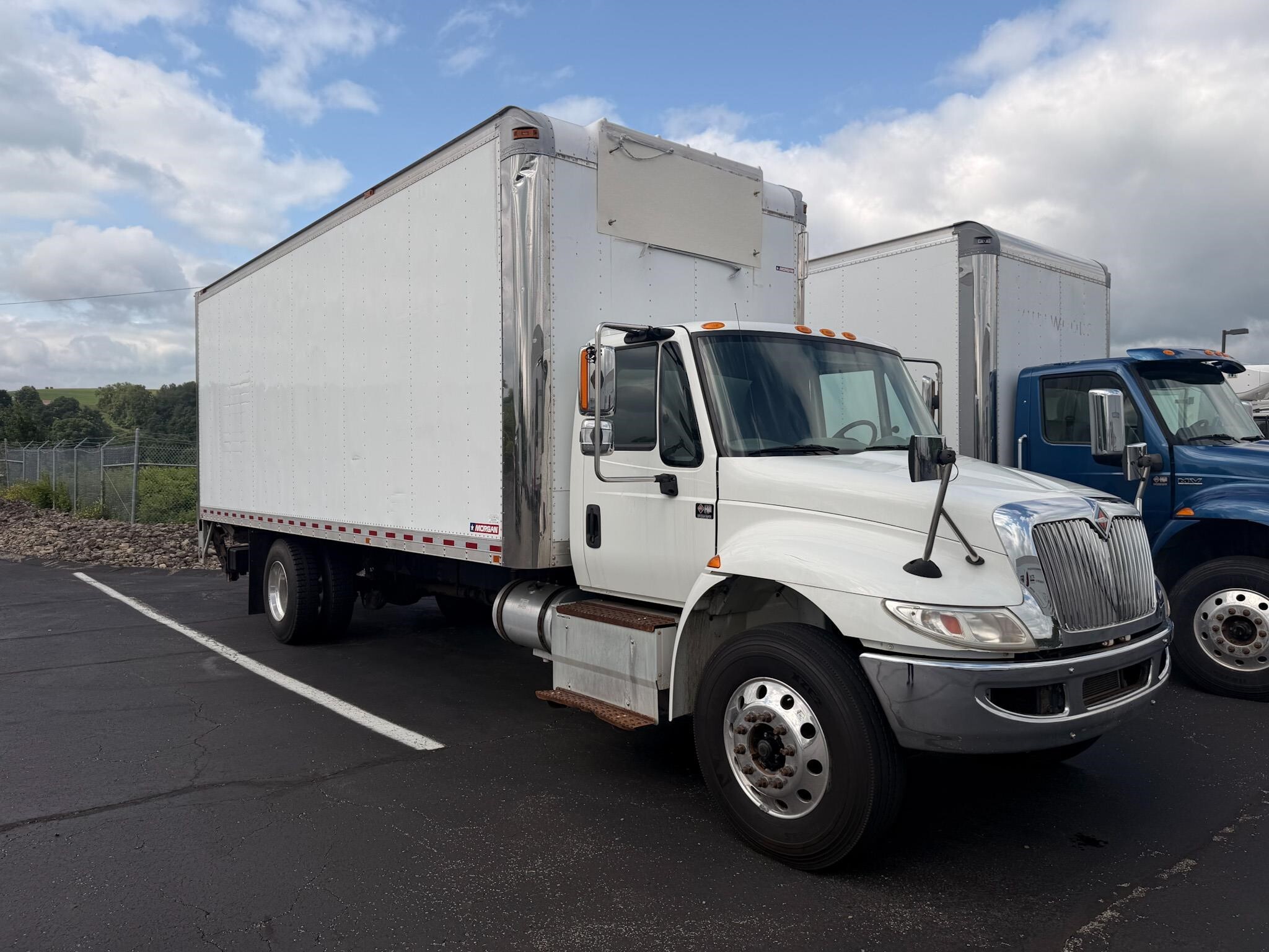 2017 INTERNATIONAL DURASTAR 4300 in Eighty Four, PA