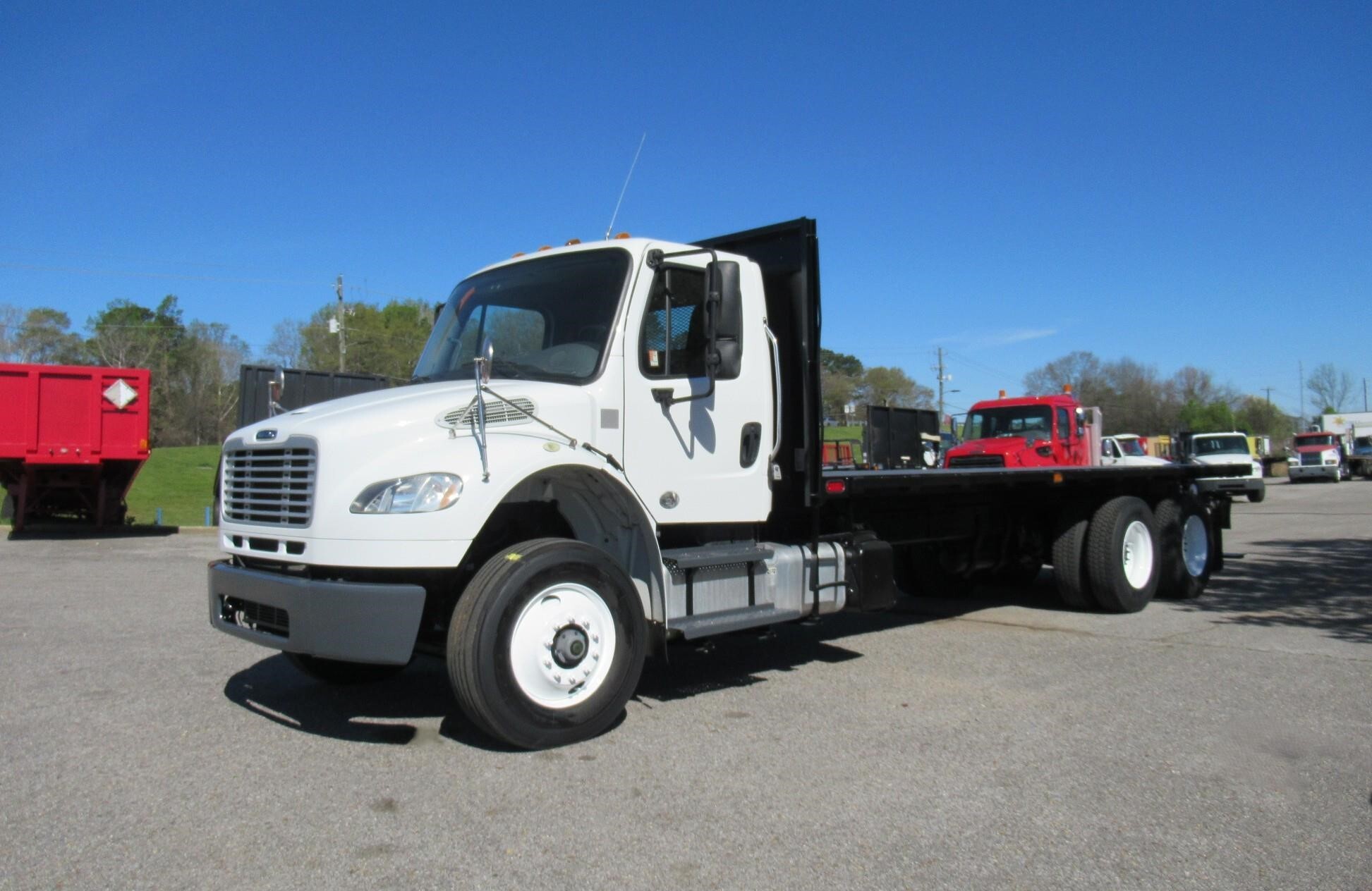 2017 FREIGHTLINER BUSINESS CLASS M2 106 in Tuscaloosa, AL