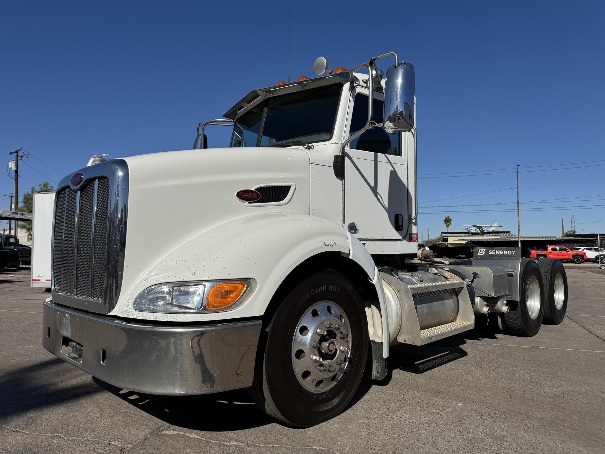 2013 PETERBILT 384 in Phoenix, AZ