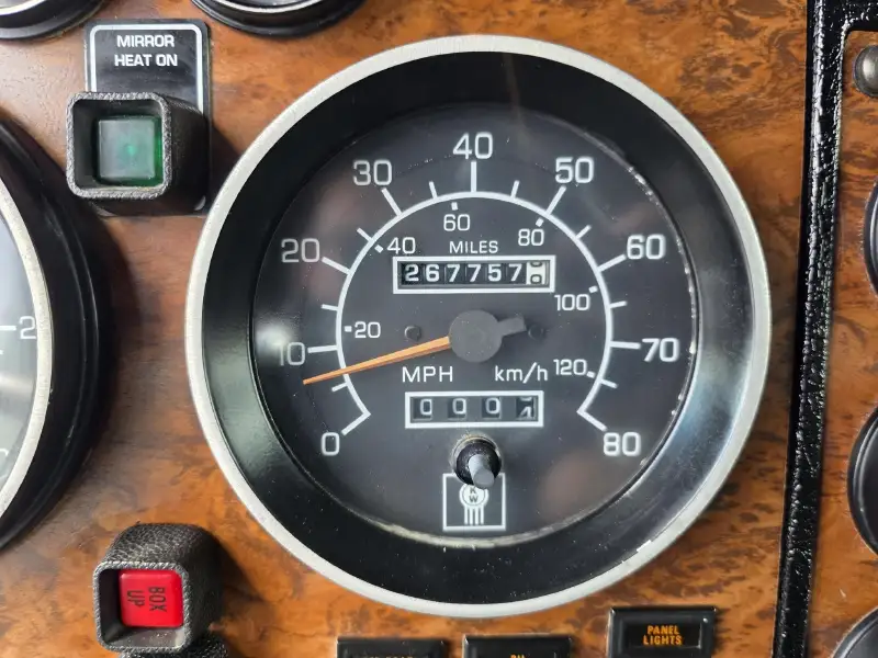 1999 KENWORTH T800