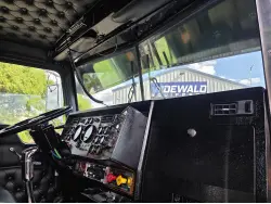 1999 KENWORTH T800
