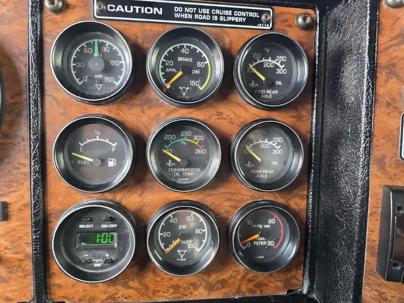1999 KENWORTH T800