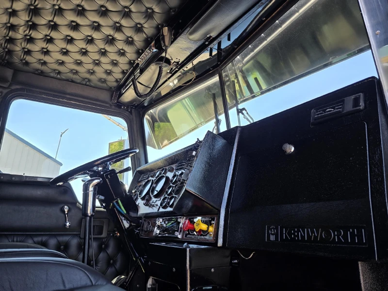 1999 KENWORTH T800