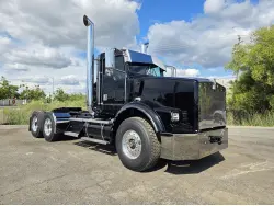 1999 KENWORTH T800