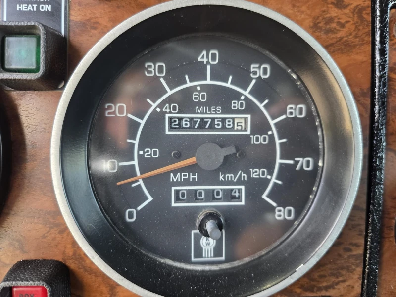 1999 KENWORTH T800