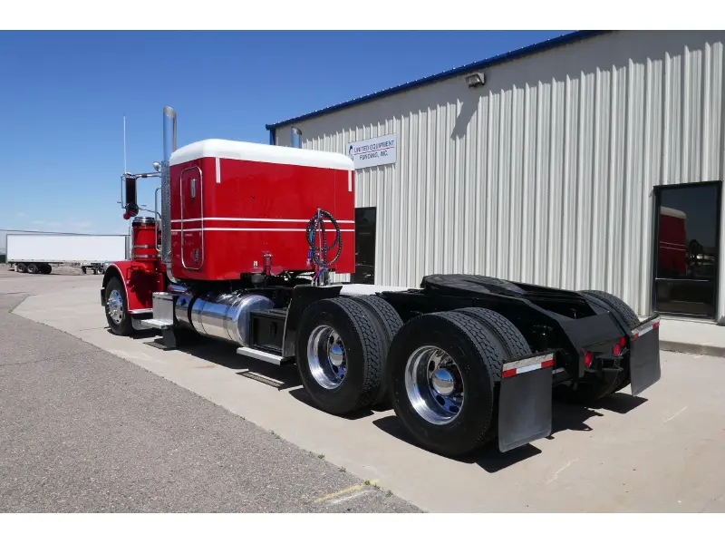 2020 PETERBILT 389