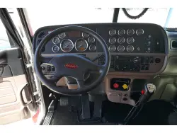 2020 PETERBILT 389
