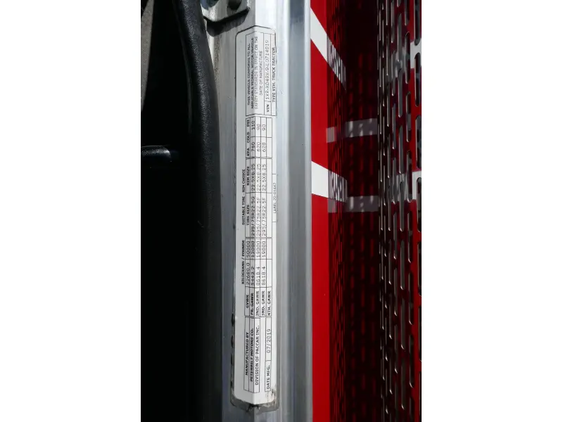 2020 PETERBILT 389