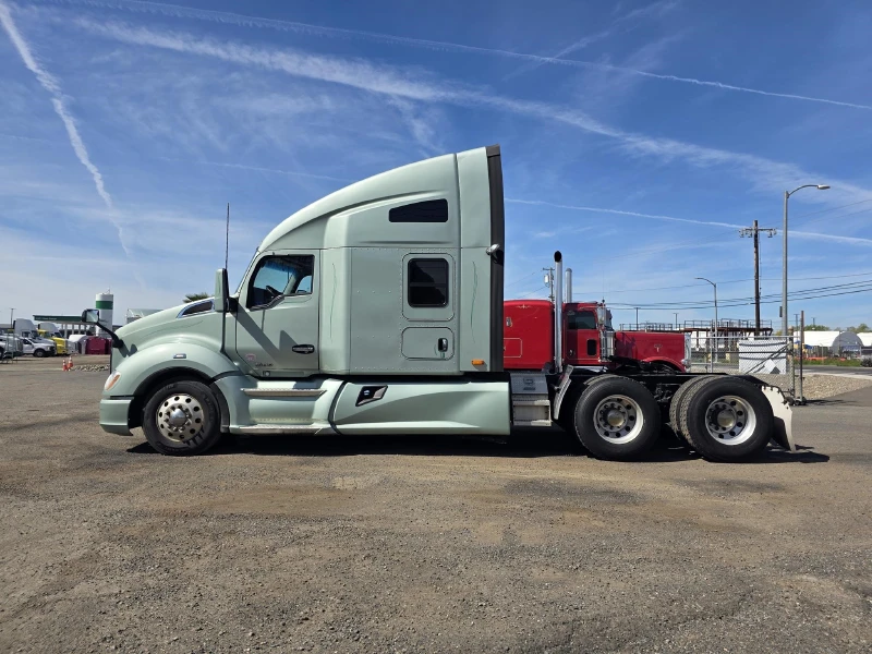 2021 KENWORTH T680