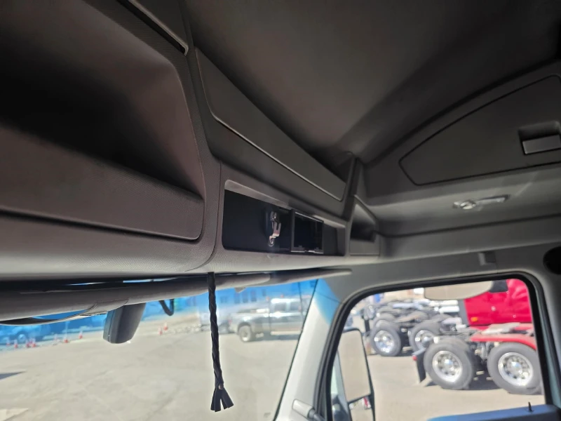 2021 KENWORTH T680