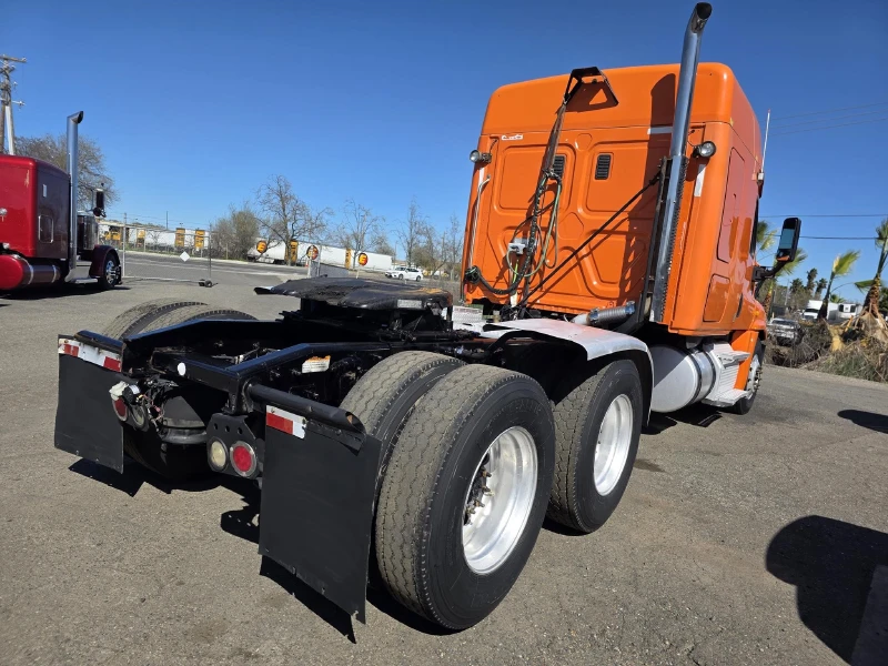 2013 FREIGHTLINER CASCADIA 125