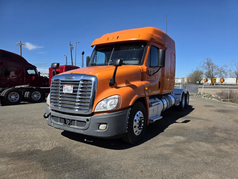 2013 FREIGHTLINER CASCADIA 125