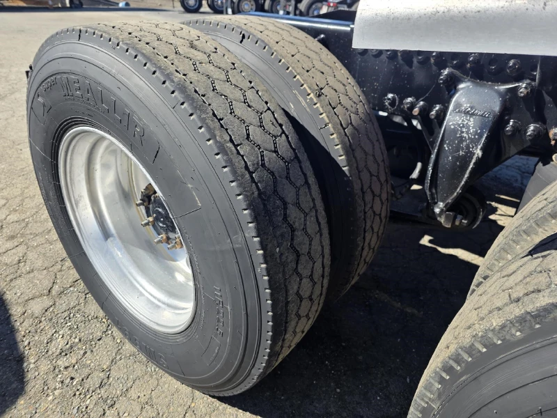2013 FREIGHTLINER CASCADIA 125