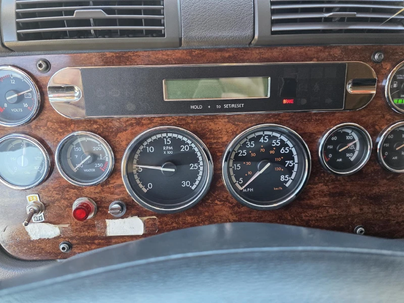 2013 FREIGHTLINER CASCADIA 125