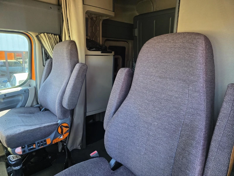 2013 FREIGHTLINER CASCADIA 125