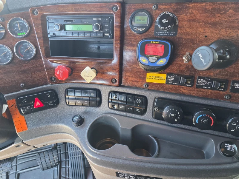 2013 FREIGHTLINER CASCADIA 125