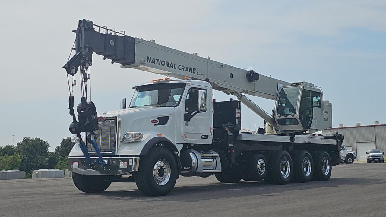 2019 PETERBILT 567 in Poulsbo, WA