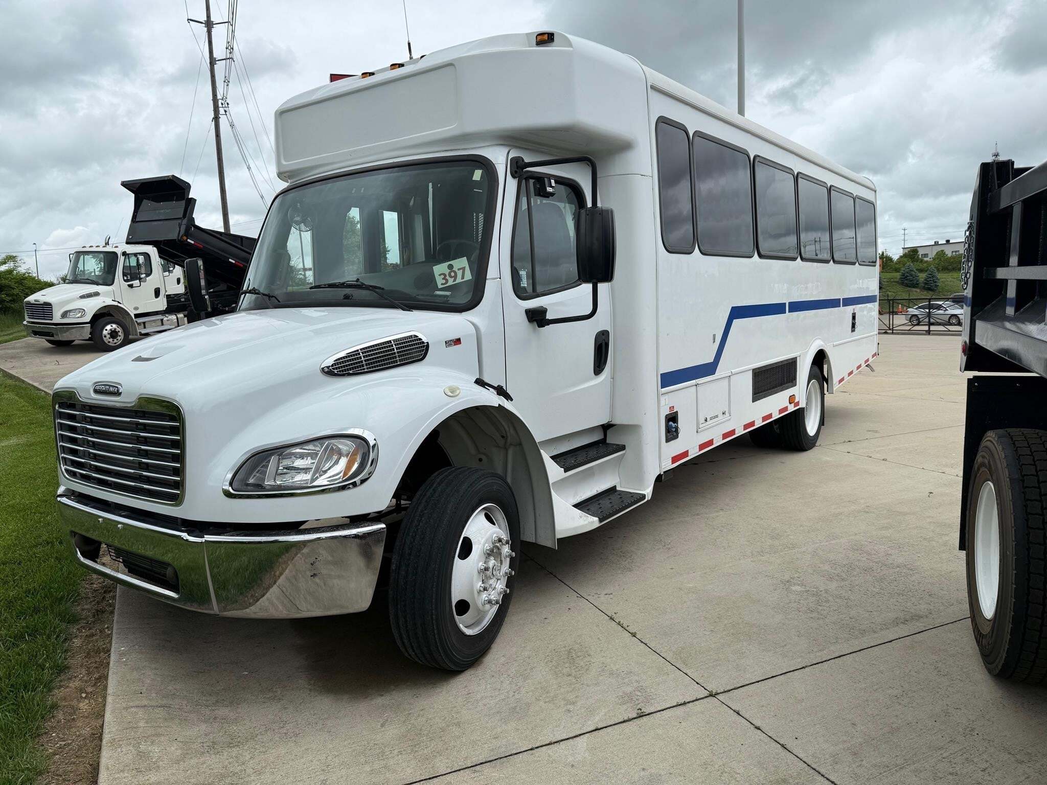 2018 FREIGHTLINER S2106 in Walton, KY