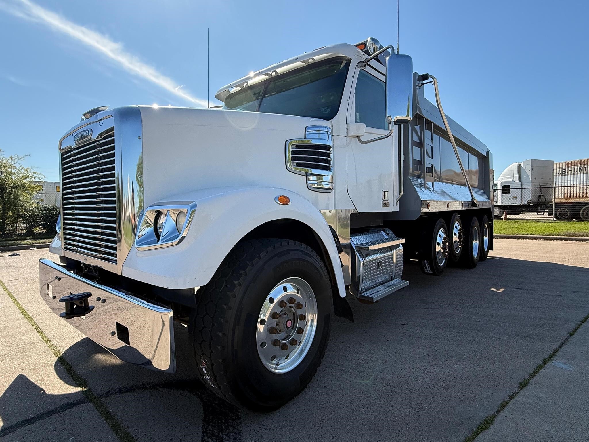 2015 FREIGHTLINER 122 SD in Houston, TX