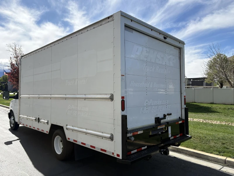 2021 GMC SAVANA