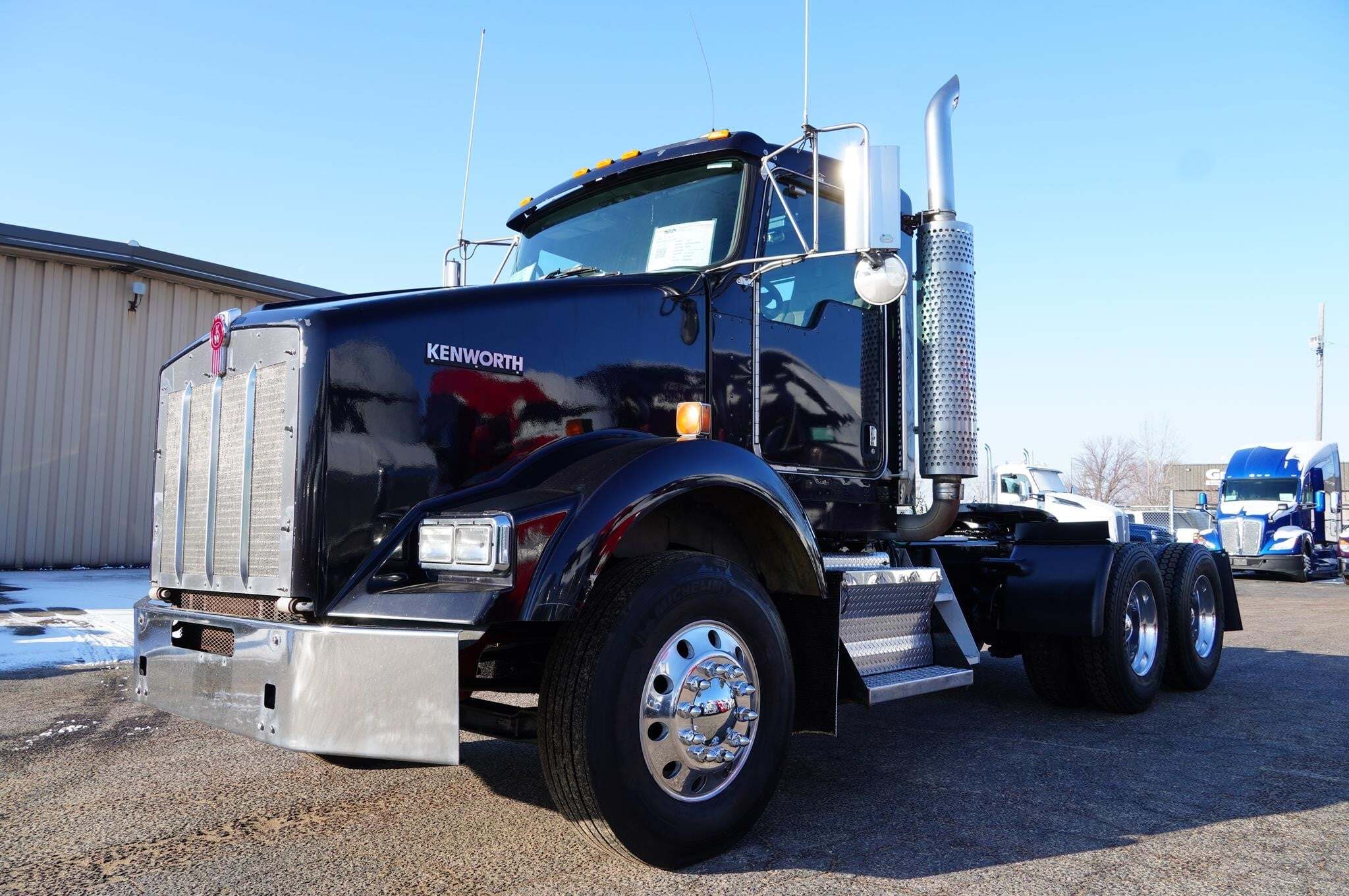 2007 KENWORTH T800 in Sioux Falls, SD