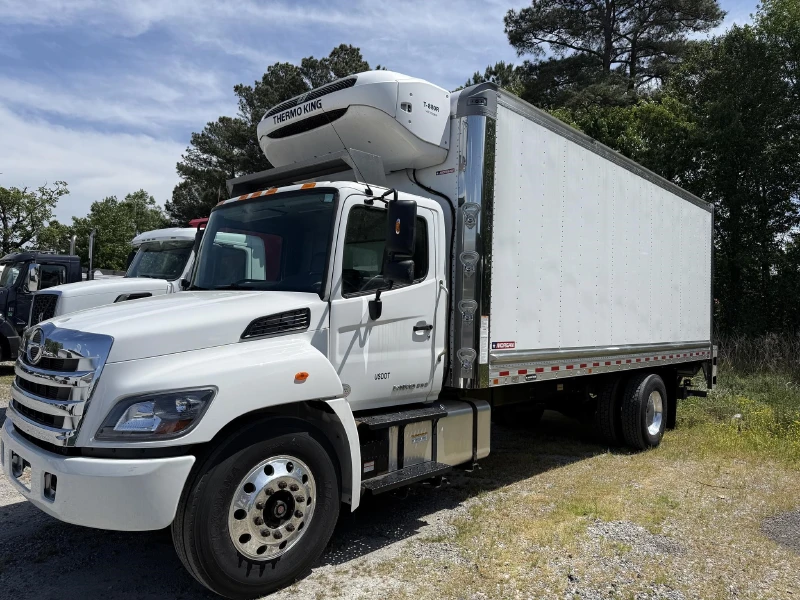 2020 HINO 338