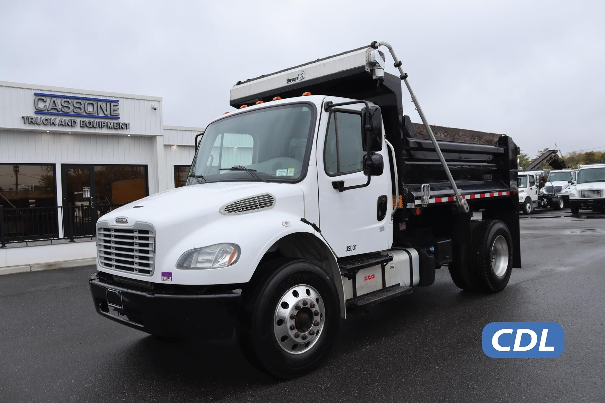 2019 FREIGHTLINER BUSINESS CLASS M2 106 in Ronkonkoma, NY