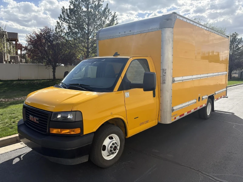 2022 GMC SAVANA