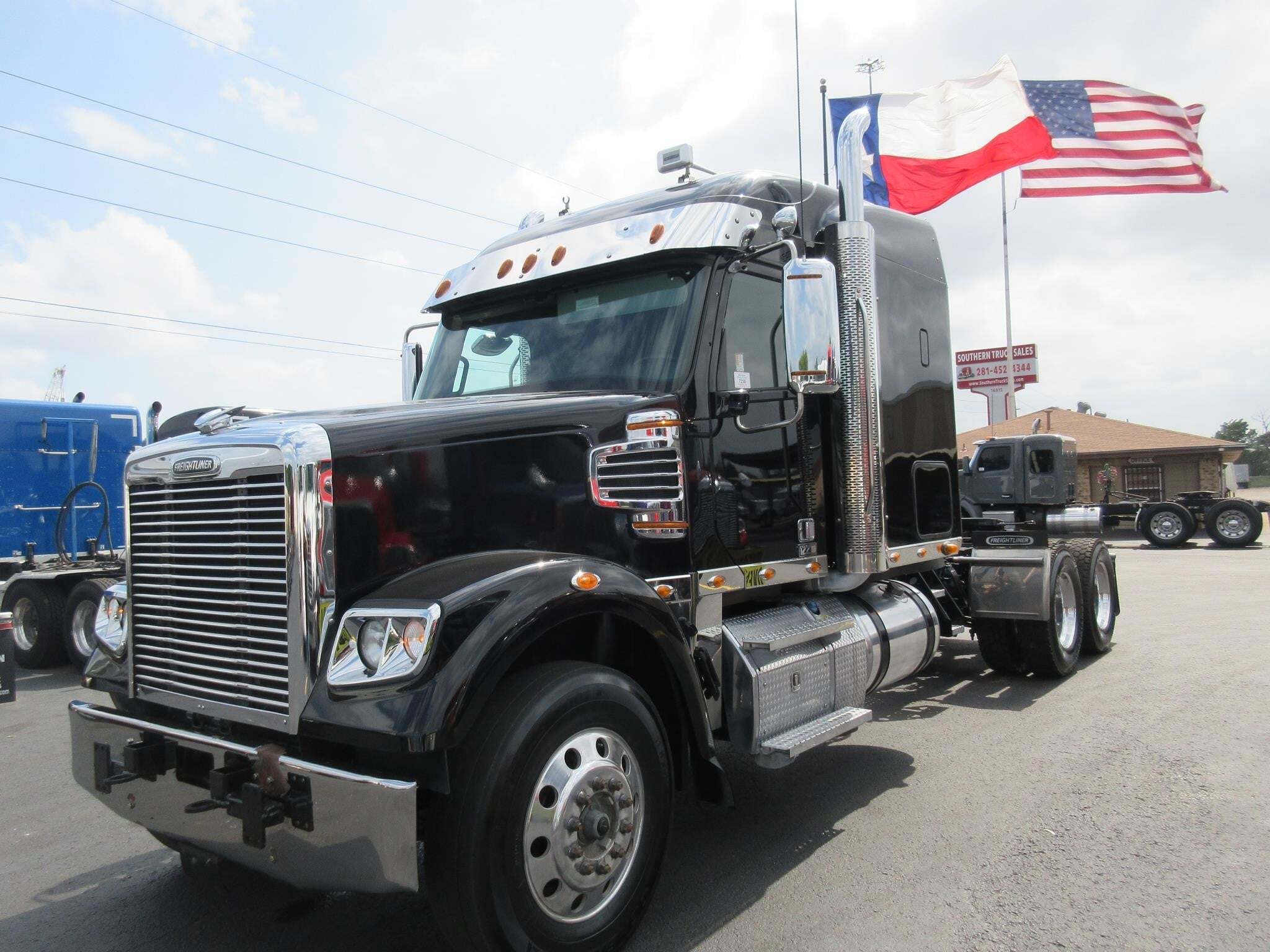 2023 FREIGHTLINER 122 SD in Channelview, TX