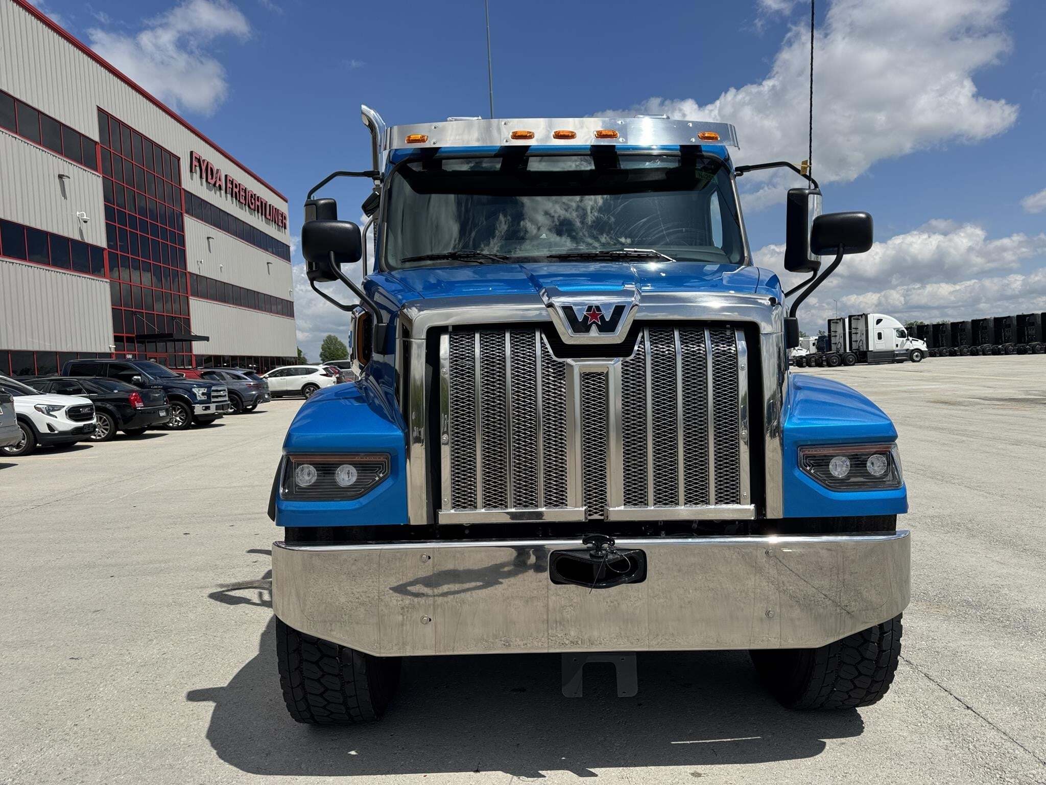 2026 WESTERN STAR 47X in West Jefferson, OH