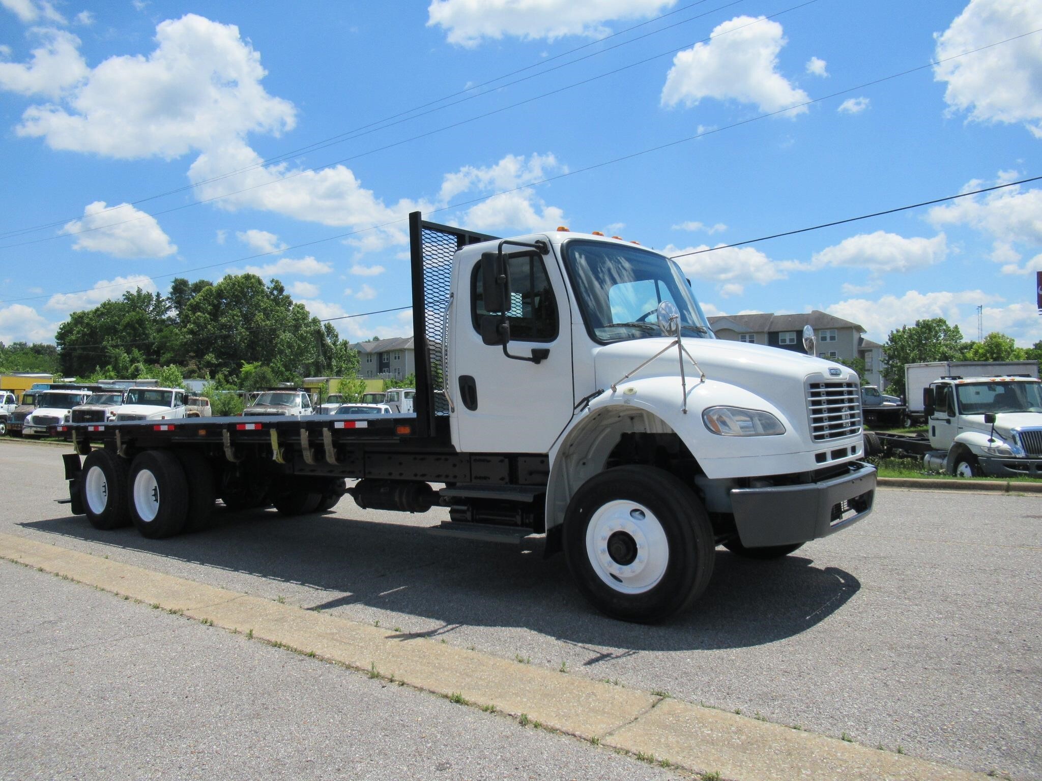 2017 FREIGHTLINER BUSINESS CLASS M2 106 in Tuscaloosa, AL