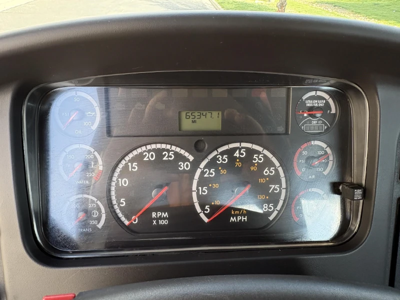 2015 FREIGHTLINER BUSINESS CLASS M2 106