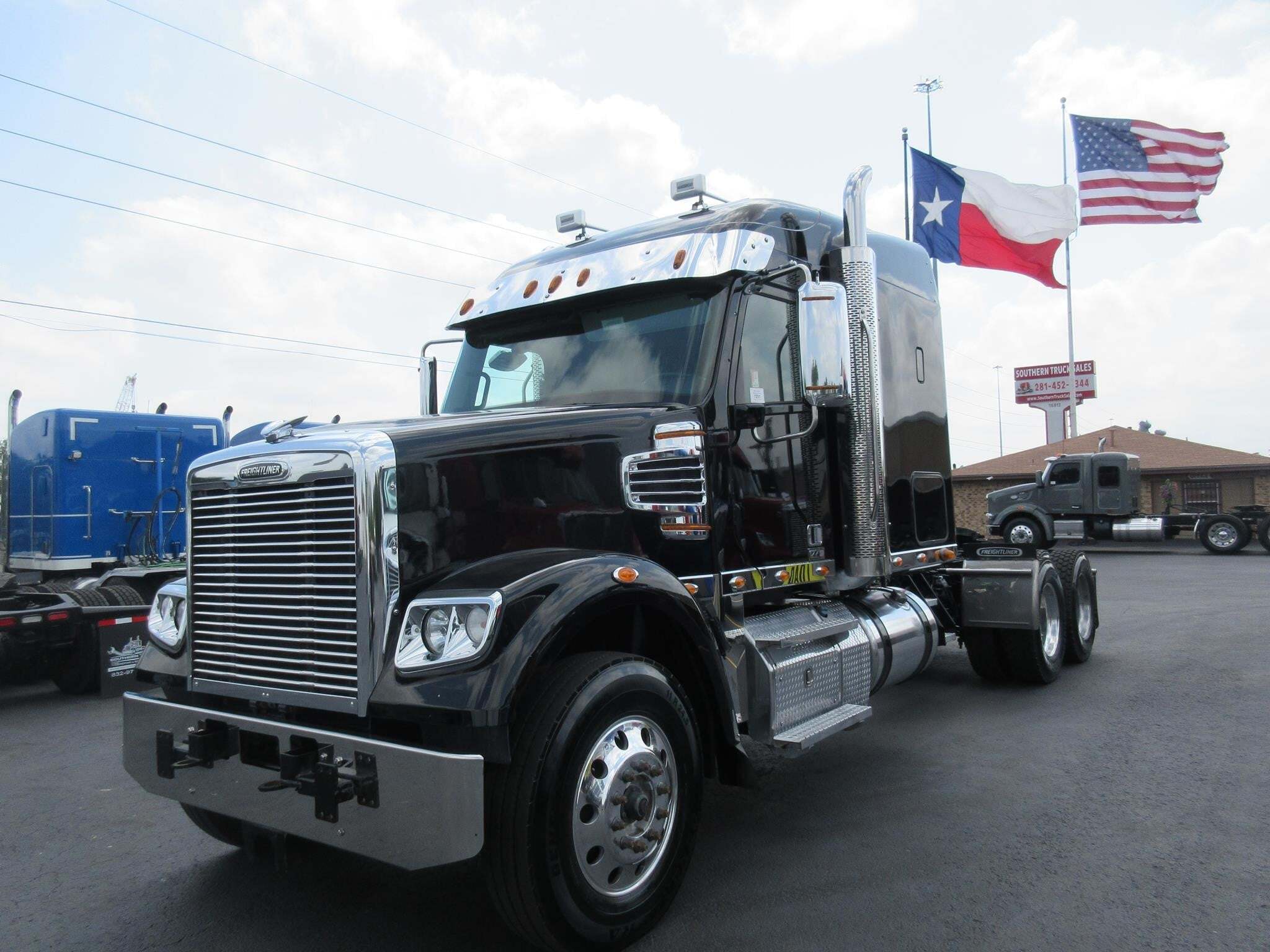2023 FREIGHTLINER 122 SD in Channelview, TX