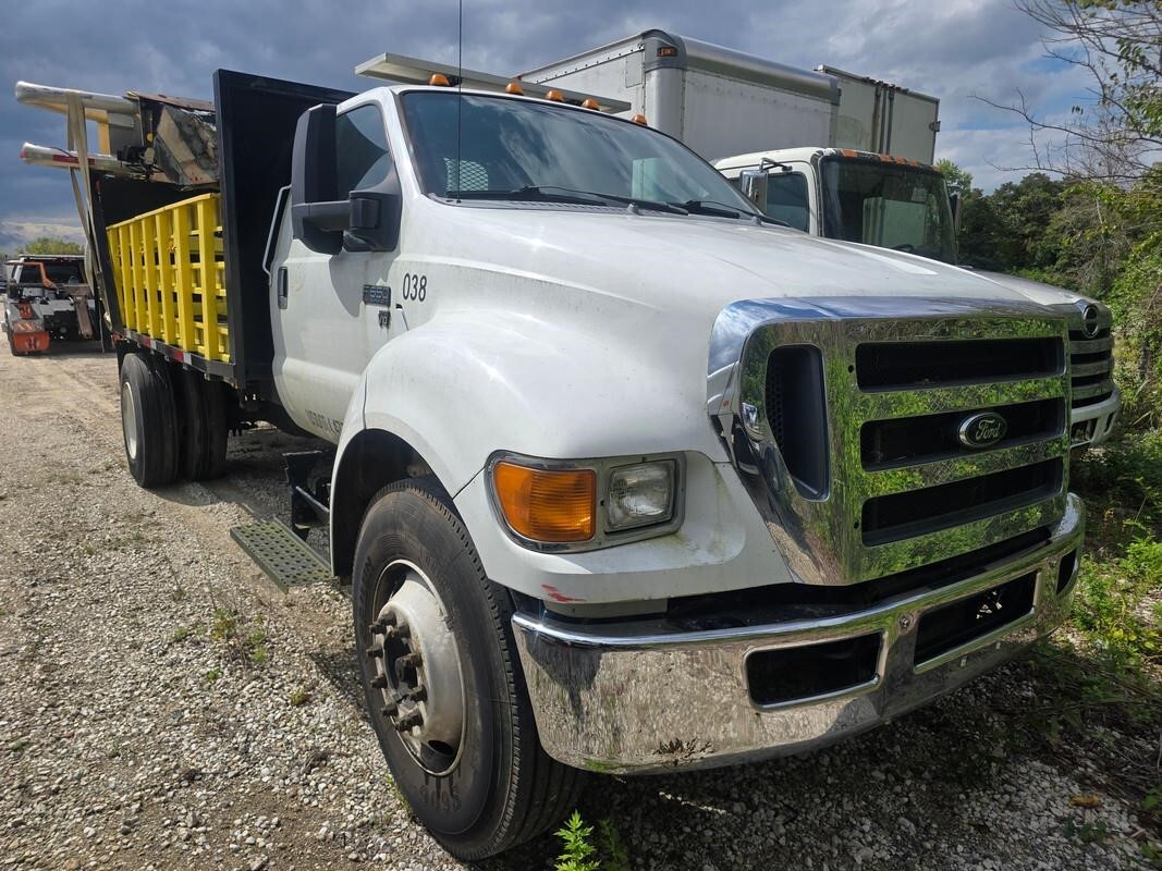 2015 FORD F650 in Essex, MD