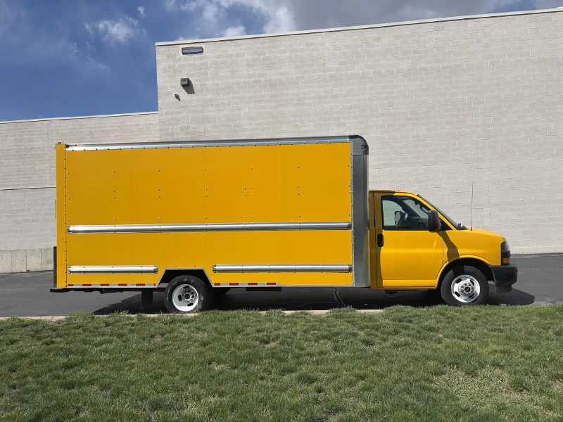 2021 GMC SAVANA