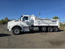 2022 KENWORTH T880