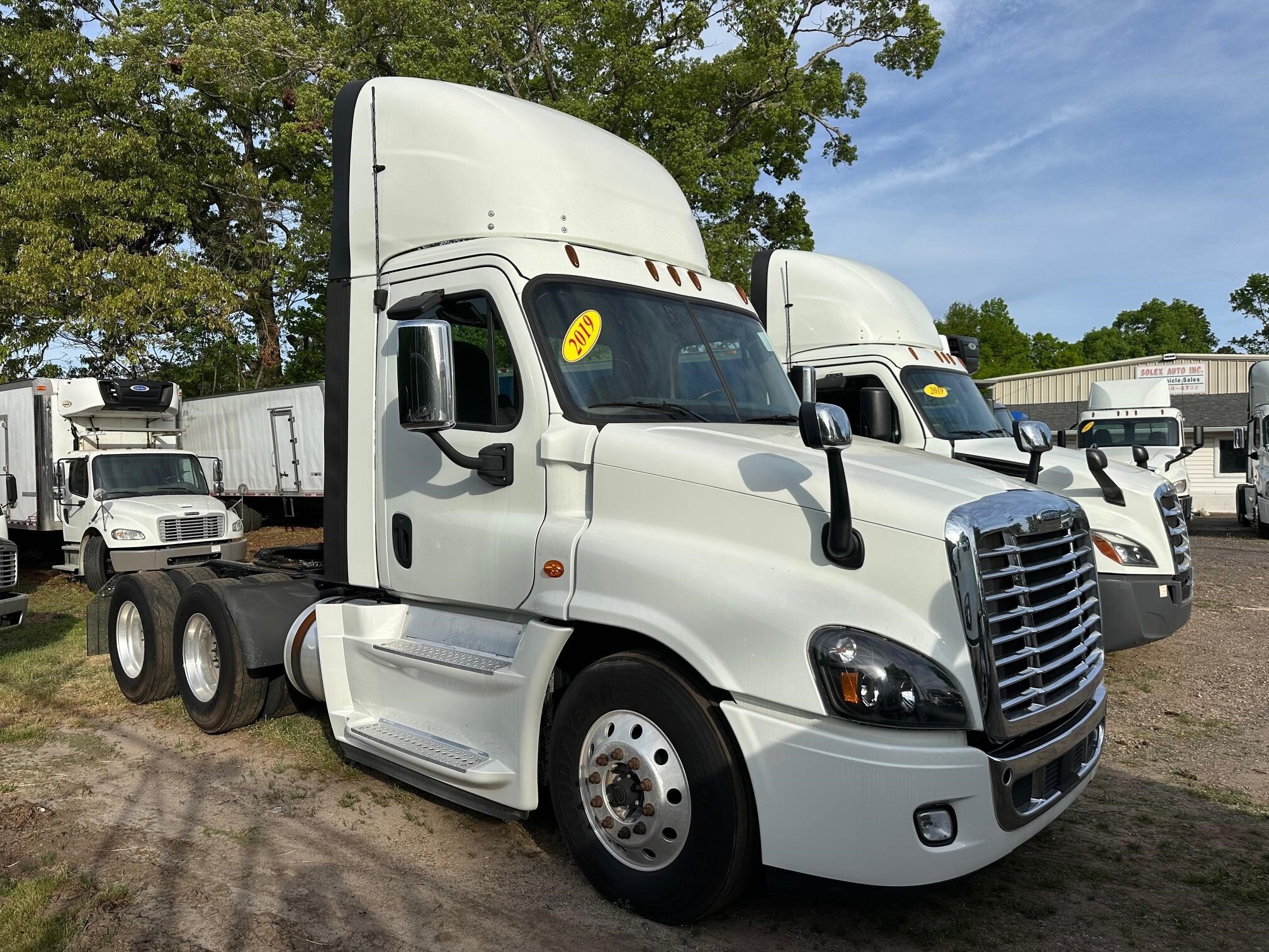 2019 FREIGHTLINER CASCADIA 125 in Atlanta, GA