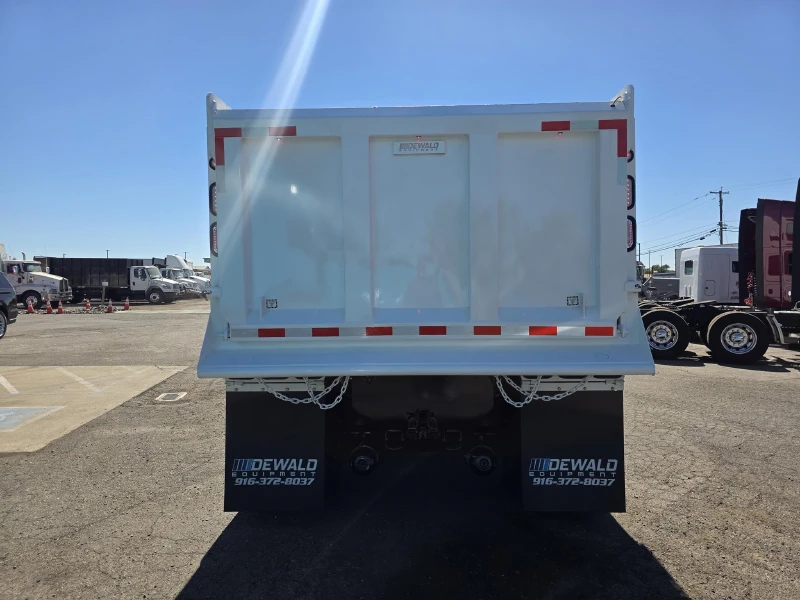 2022 KENWORTH T880