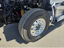 2022 KENWORTH T880