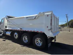 2022 KENWORTH T880