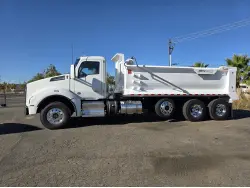 2022 KENWORTH T880