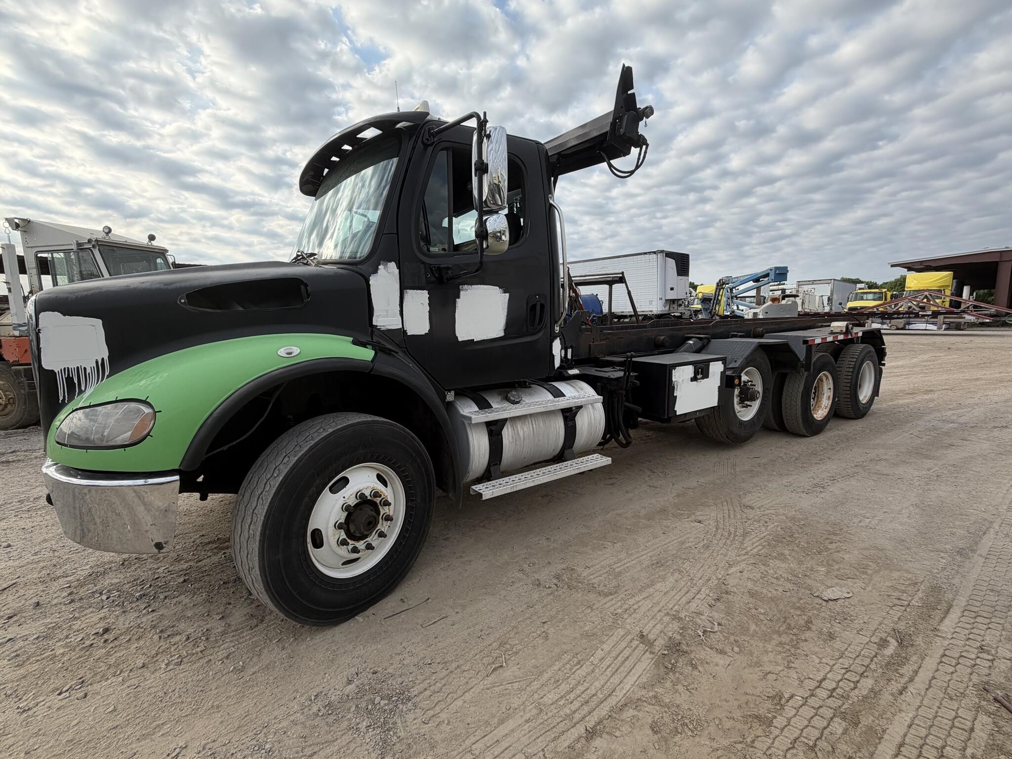 2007 FREIGHTLINER BUSINESS CLASS M2 112 in Covington, TN