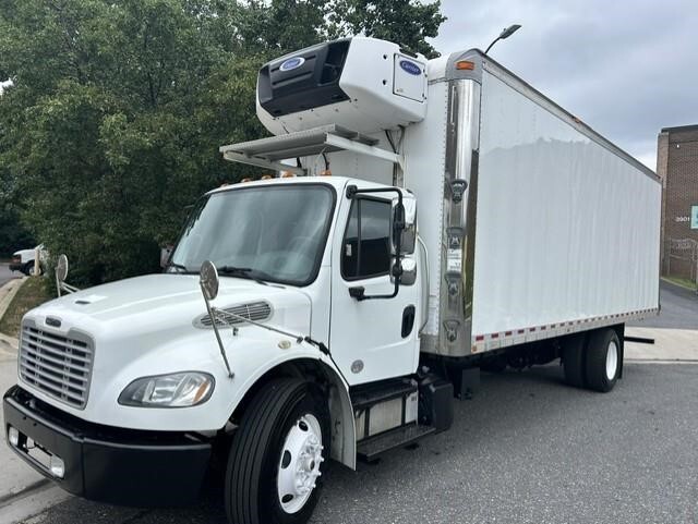 2016 FREIGHTLINER BUSINESS CLASS M2 106 in Landover, MD
