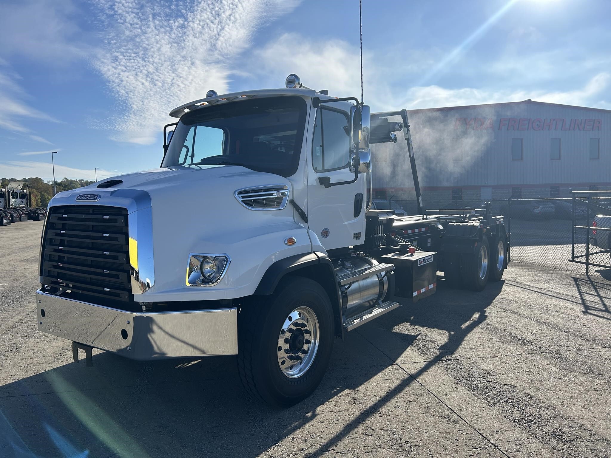 2027 FREIGHTLINER 114SD PLUS in Zanesville, OH