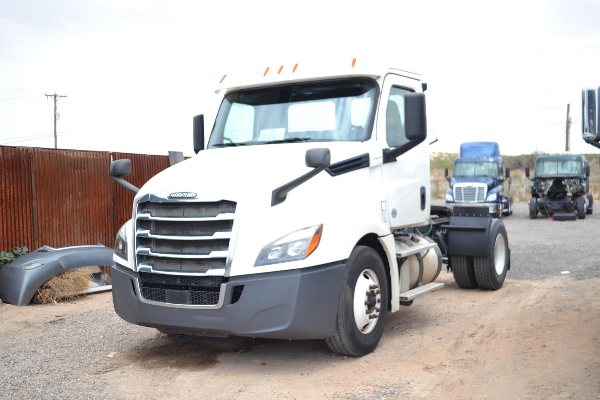 2019 FREIGHTLINER CASCADIA 126 in El Paso, TX