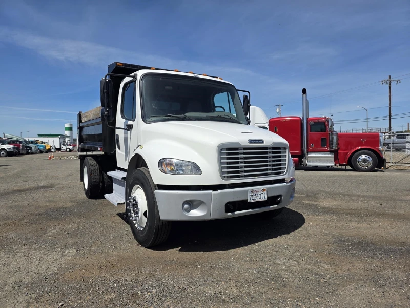 2016 FREIGHTLINER BUSINESS CLASS M2 106