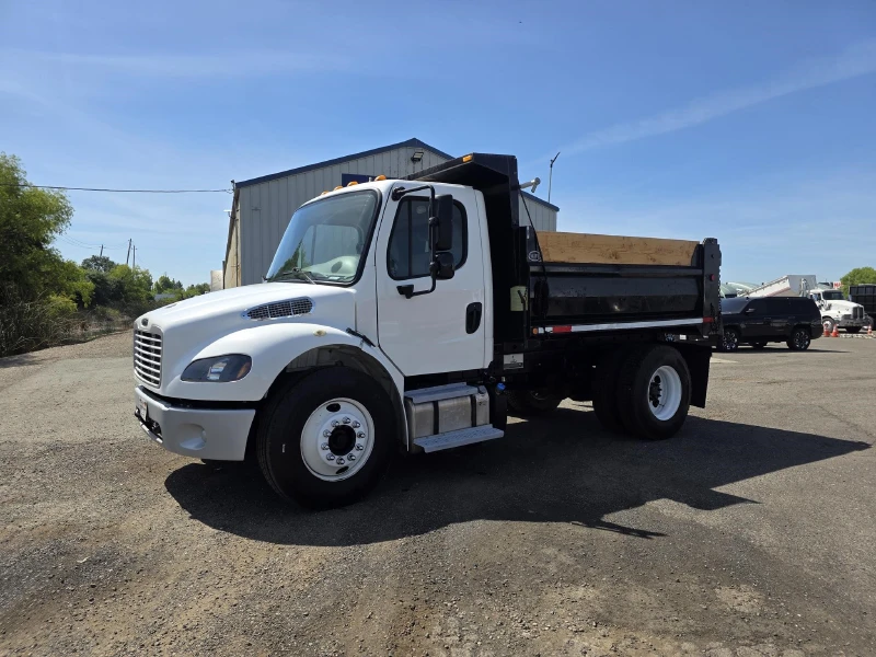 2016 FREIGHTLINER BUSINESS CLASS M2 106